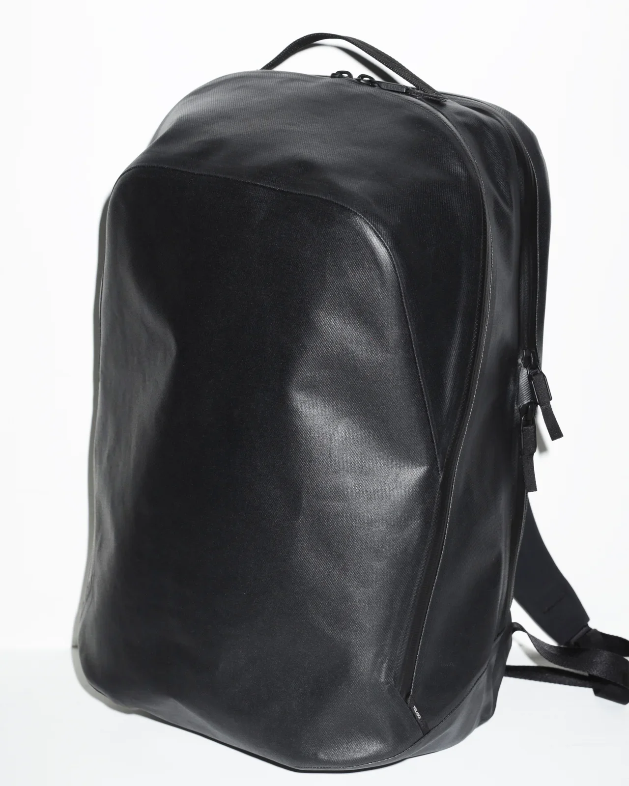 【アークテリクス】名作「ノミンパック」の系譜を継ぐプレミアム・バックパック「Anodic Backpack」【エディター推し】①