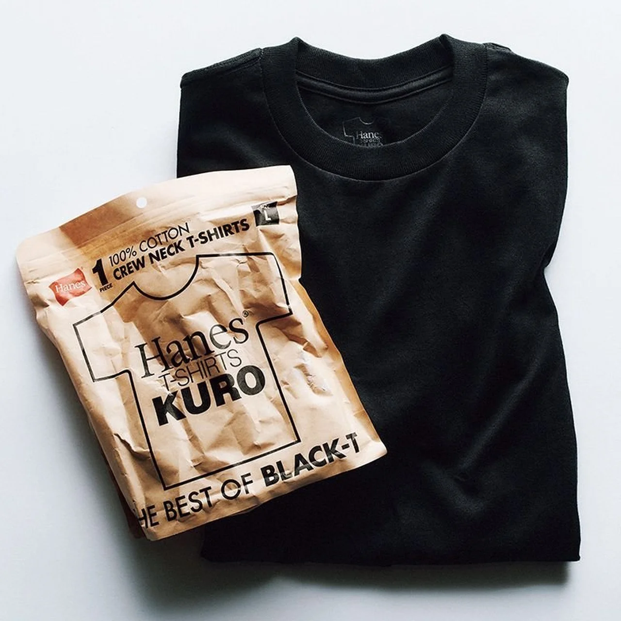 HanesのクルーネックTシャツ「KURO」