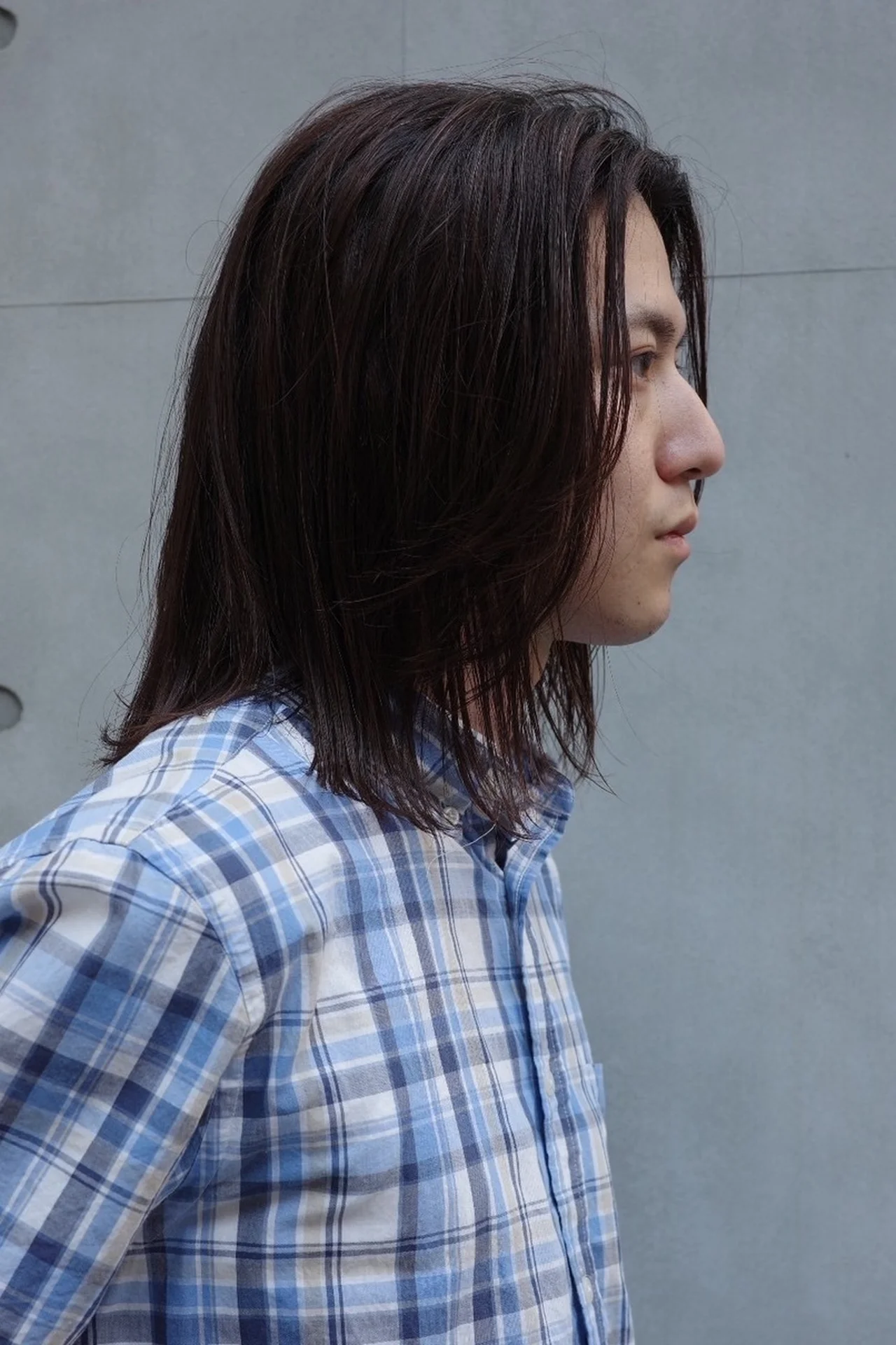 「硬めの髪質と広がりやすいくせをロングでの画像_3