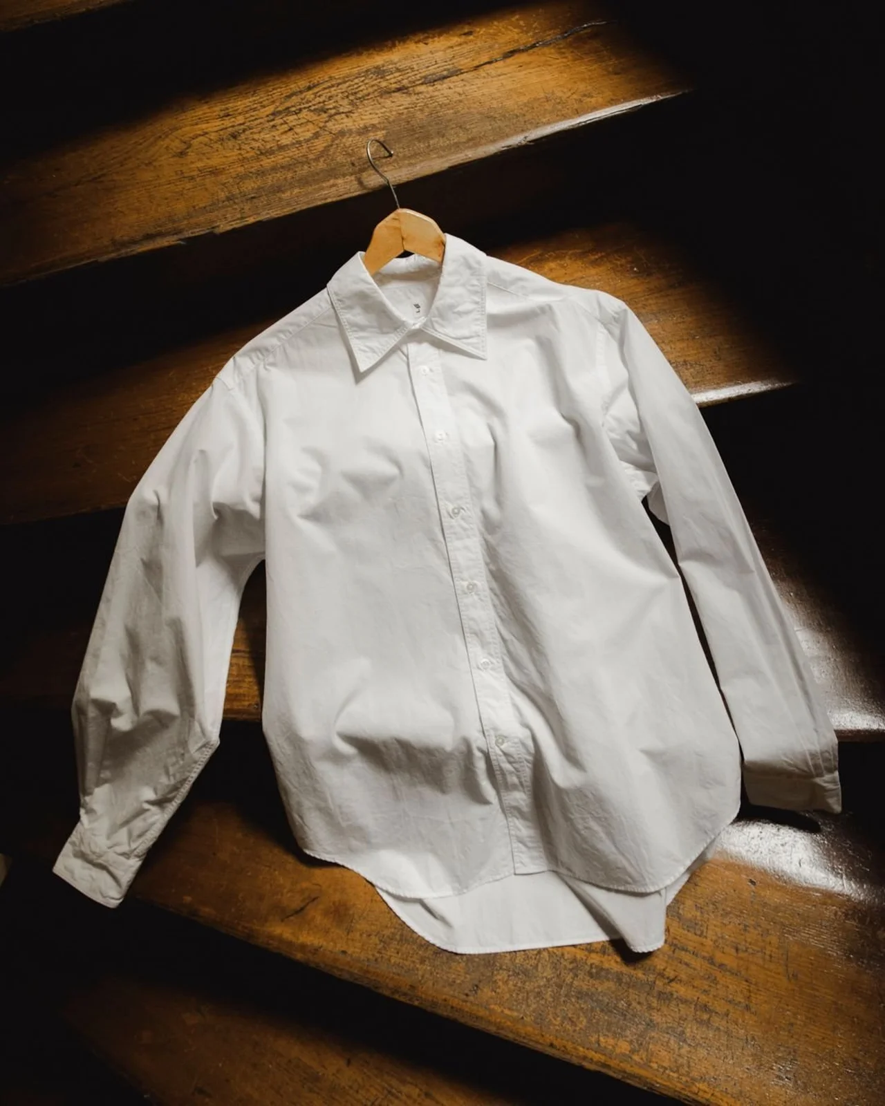 【大人が買うべき白シャツ】「レショップ」の画像_1