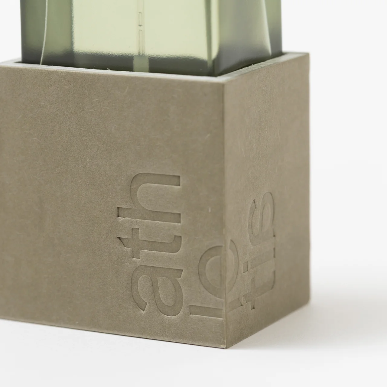 エディター私物 アスレティアのフレグランス