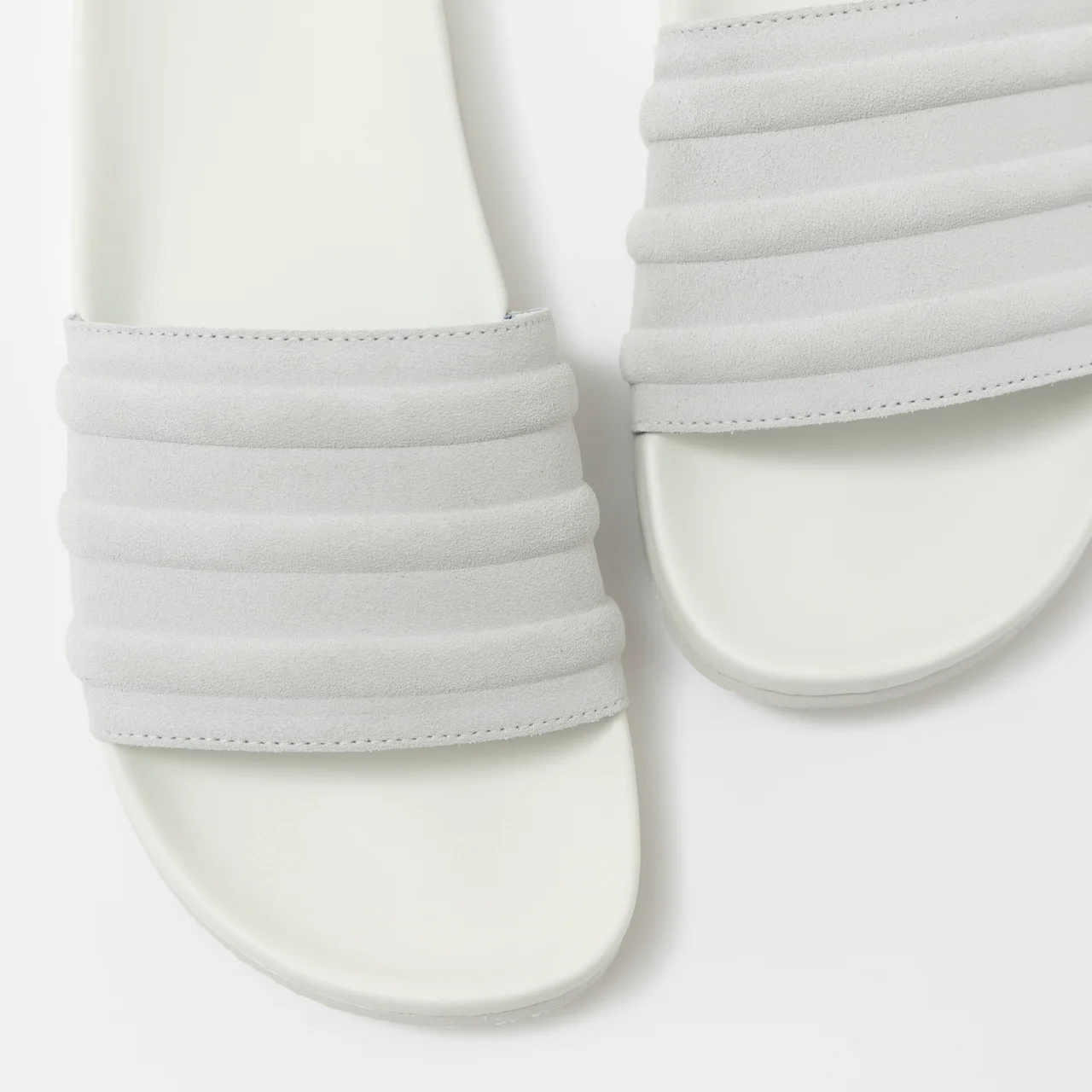 エディター私物 adidas originalsのADILETTE MII everyone