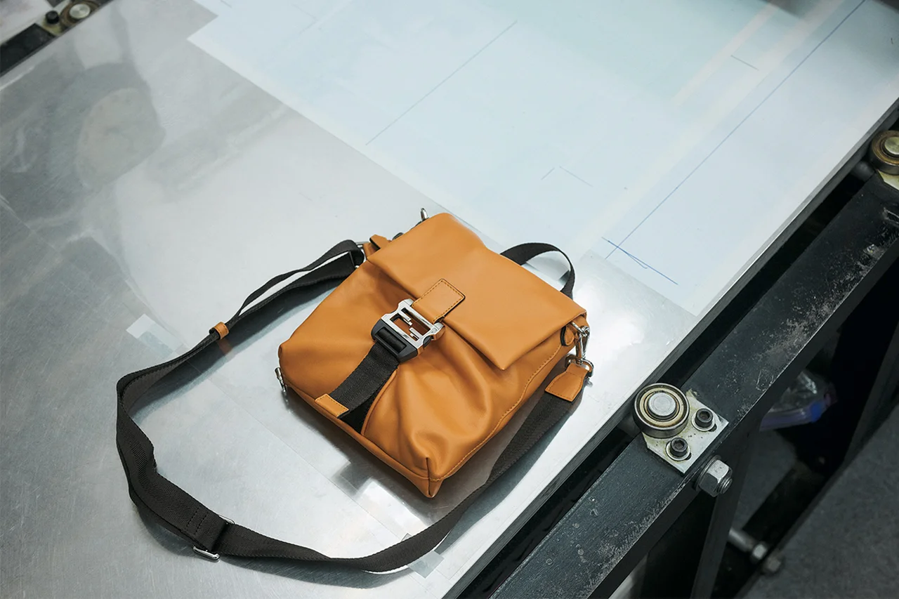 FENDIのバゲット クロスボディ