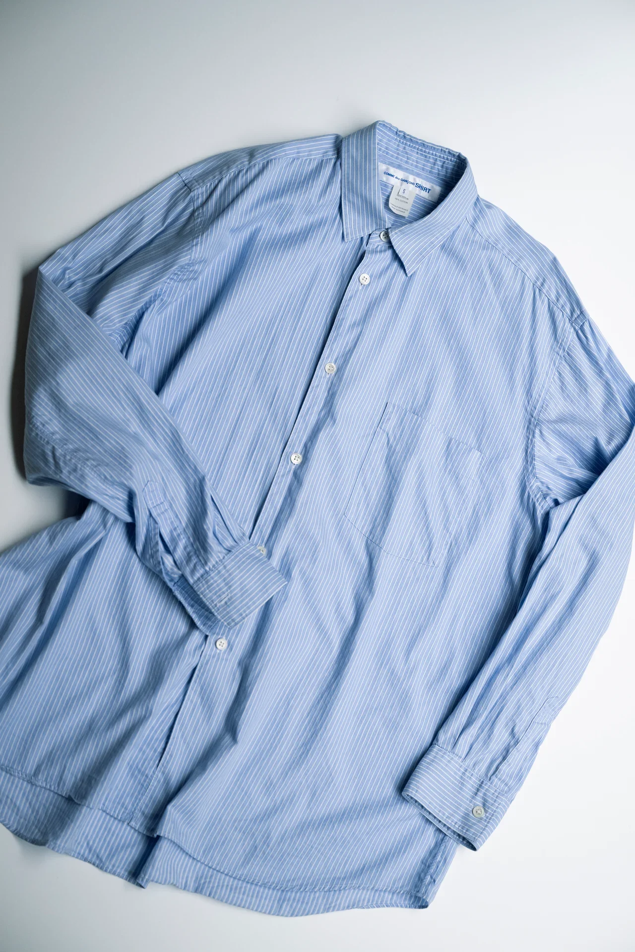 「コム デ ギャルソン・シャツ」のシャツ