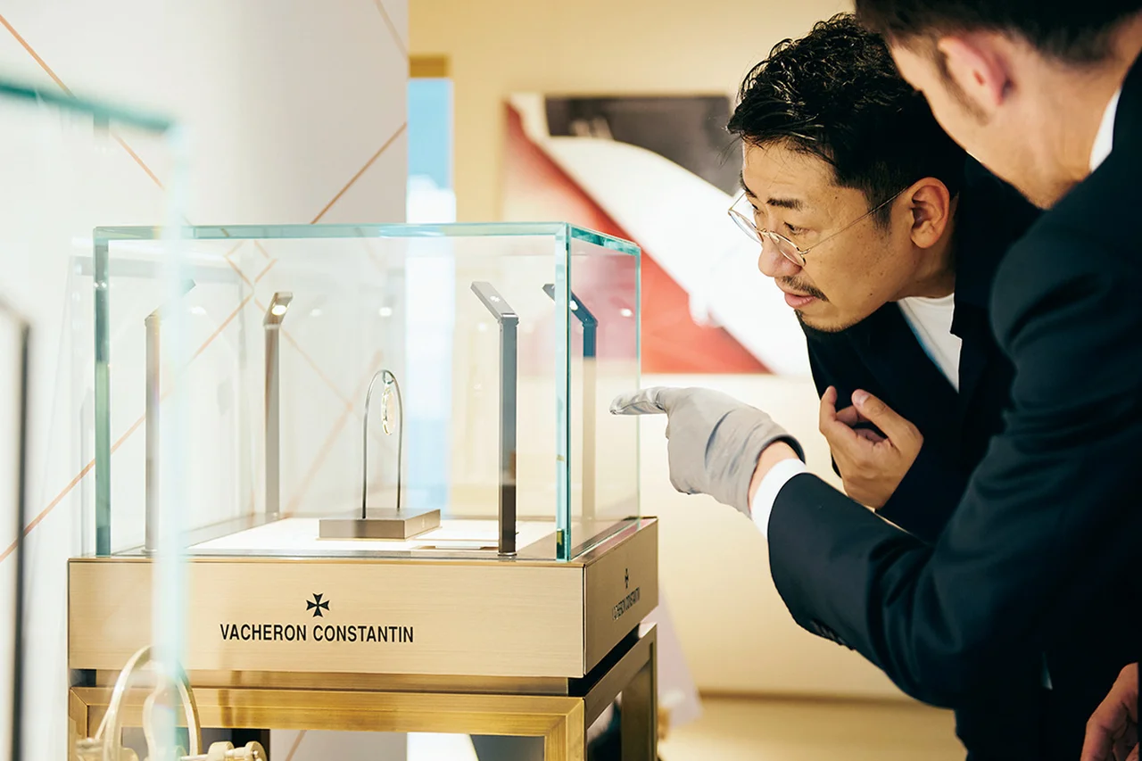 ミュージアム級の稀少なアイテムを、スタッフの解説付きで鑑賞