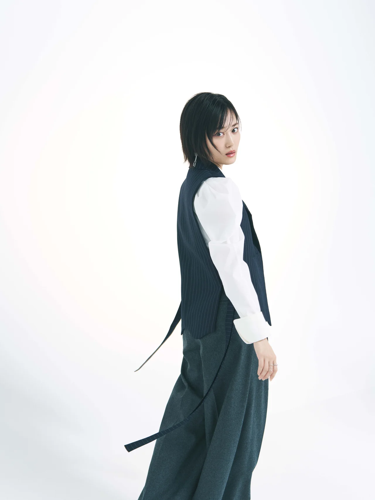 山下美月『火喰鳥を、喰う』