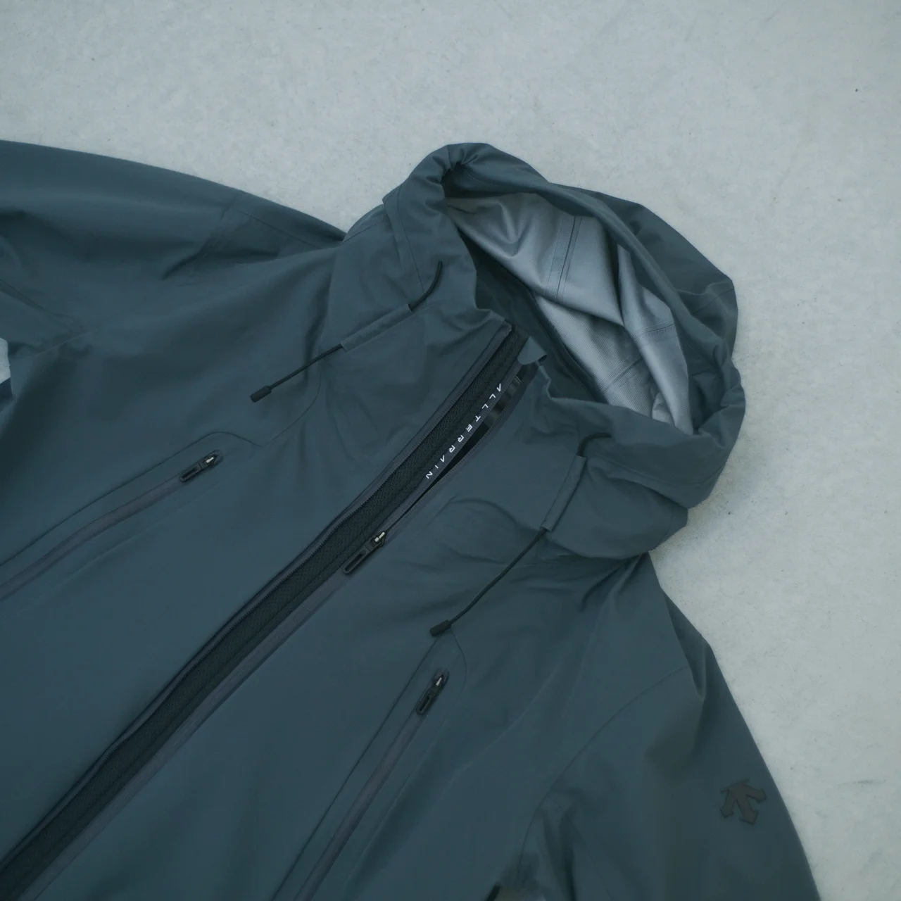 デサントの画像_2