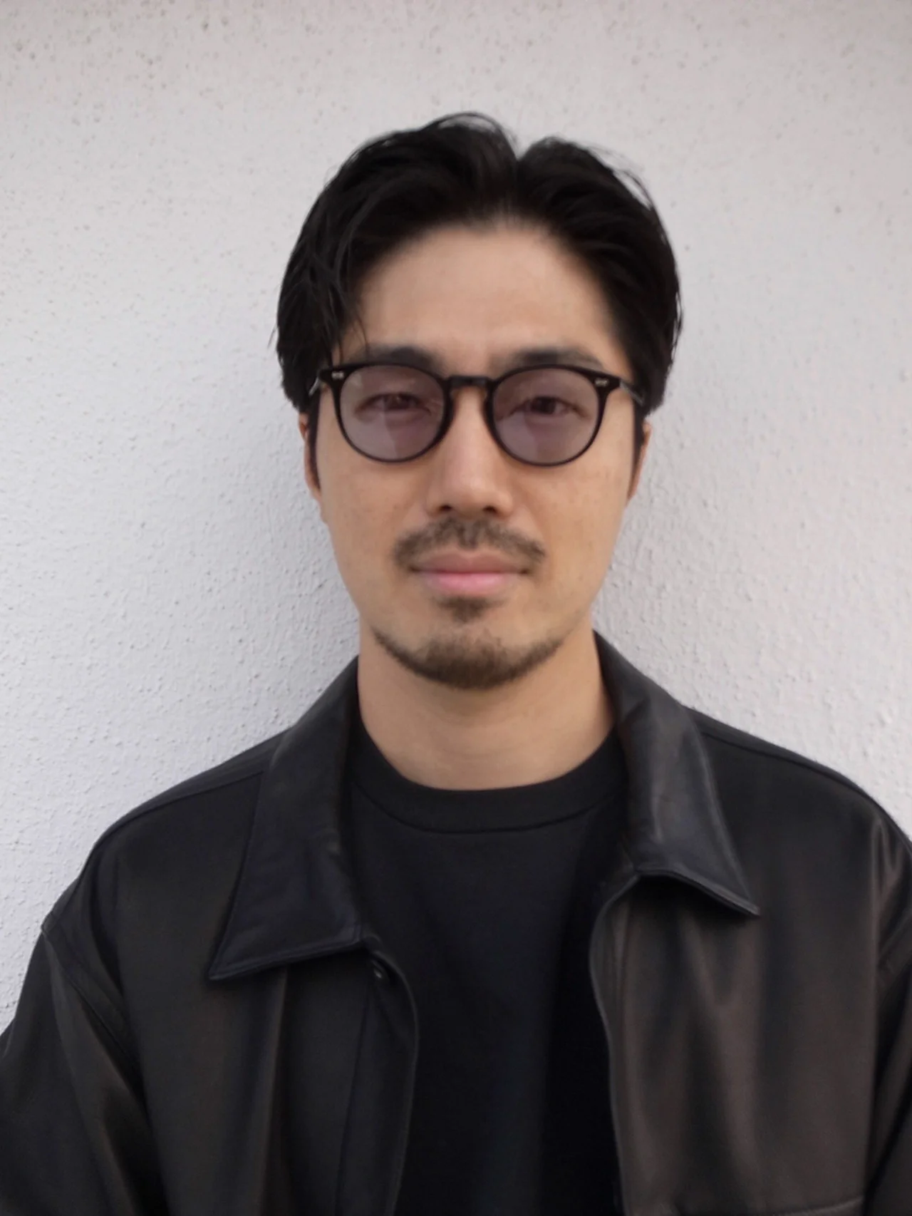 重いストレートを柔らかく見せるパーマ メンズヘア