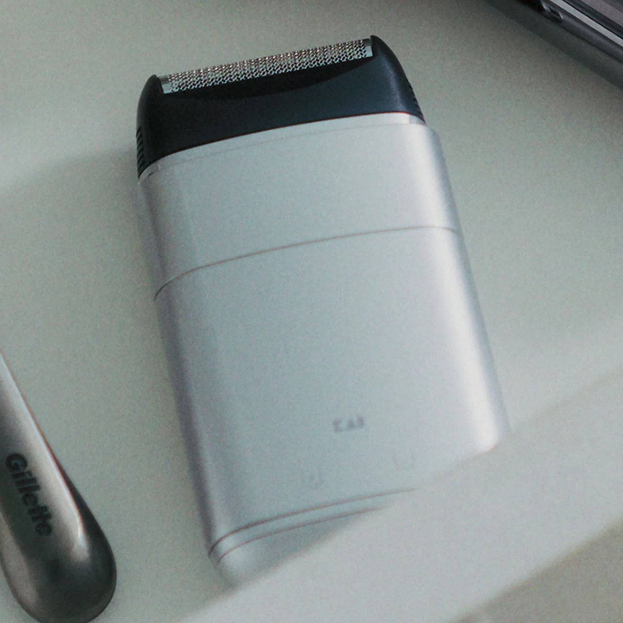 貝印｜ポケシェーバー