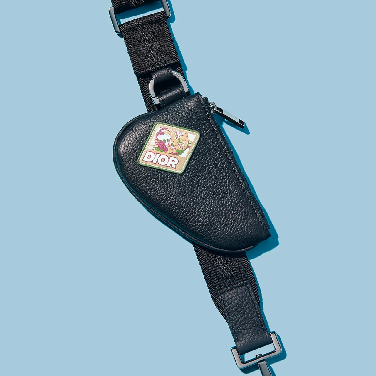 「サドル」ナノポーチ