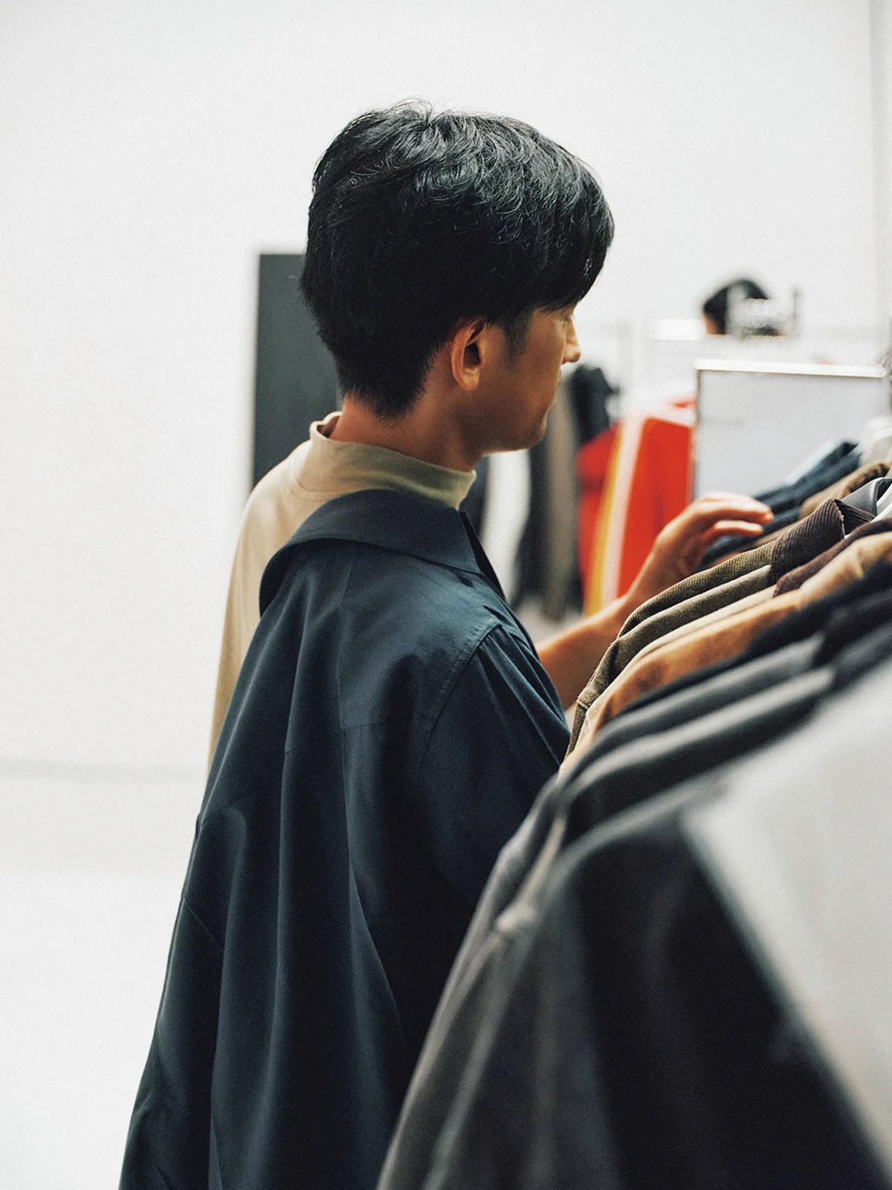 スタイリスト3人が語る「いま大人が着るべの画像_14