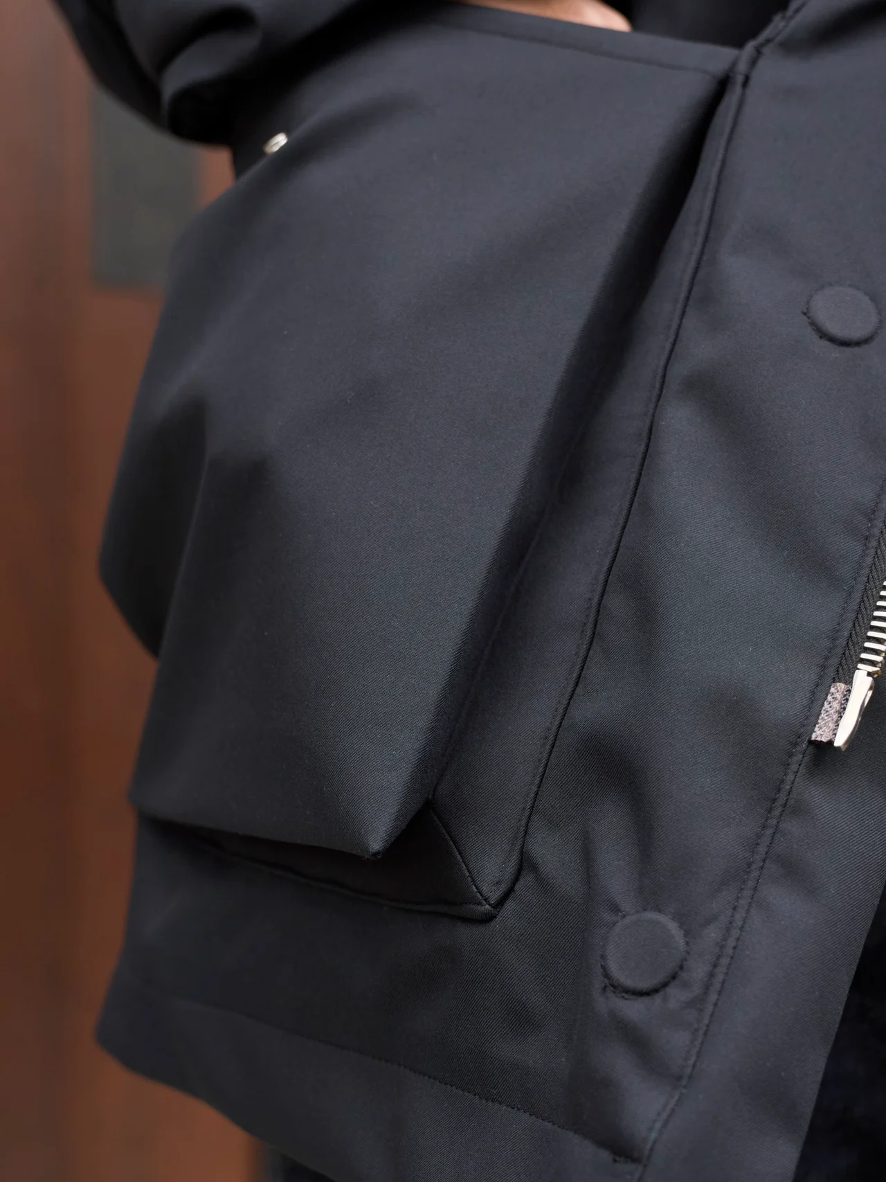 さりげなくマチが入ったポケット