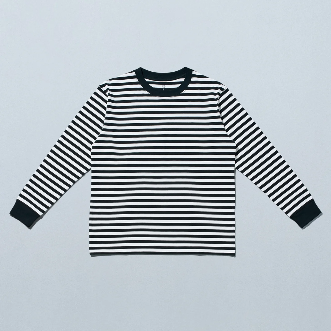 【ファミリーマートで買える服】「コンビニの画像_11