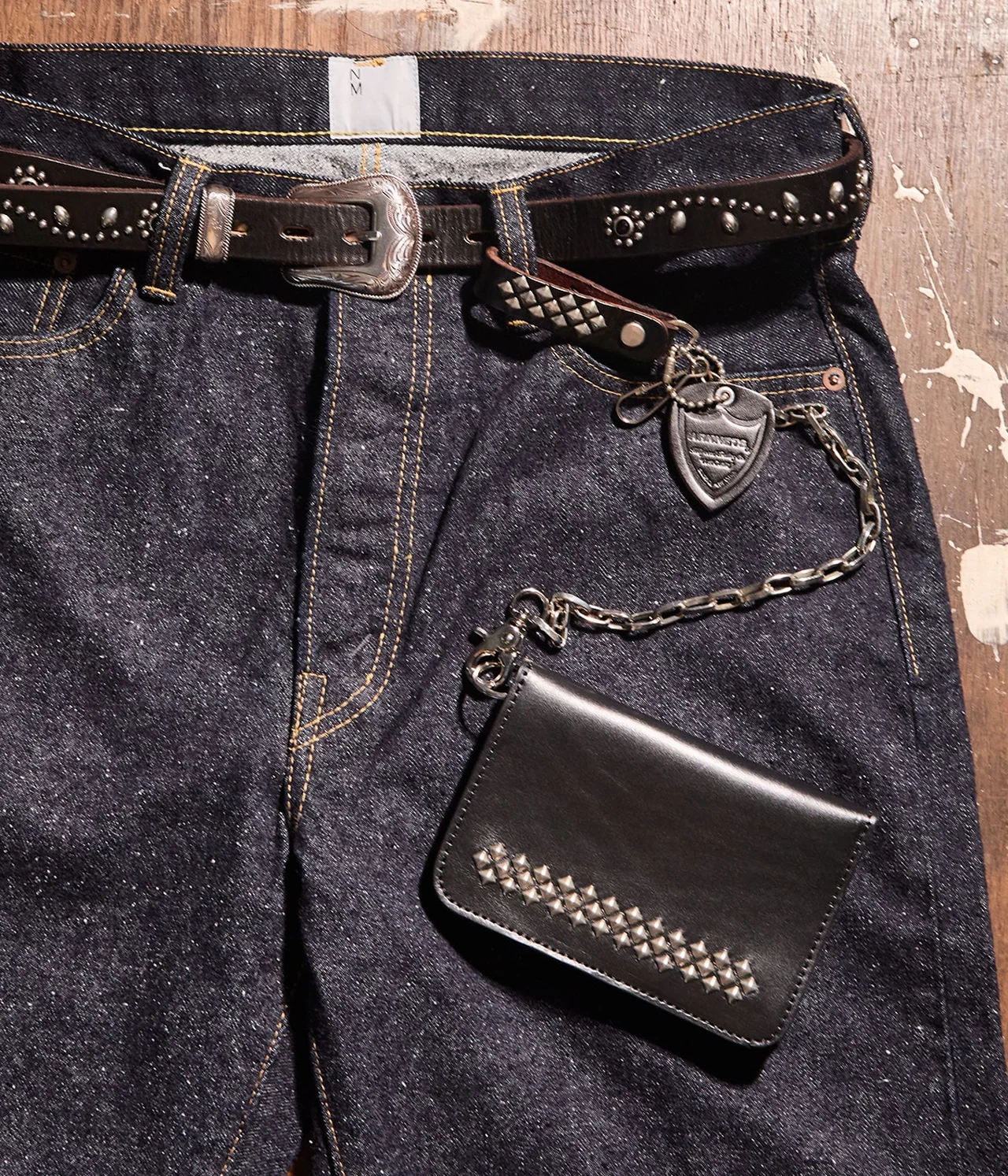 【大人のレザー小物】ベルトから財布まで。の画像_9