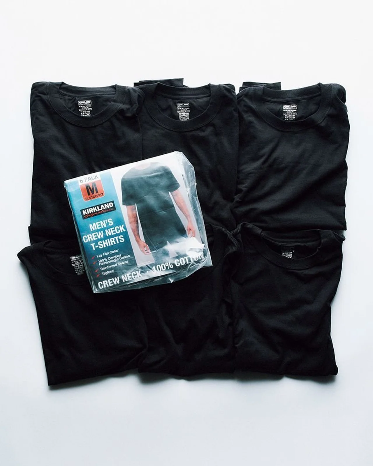 KIRKLAND SIGNATUREのメンズTシャツ（6枚パック）