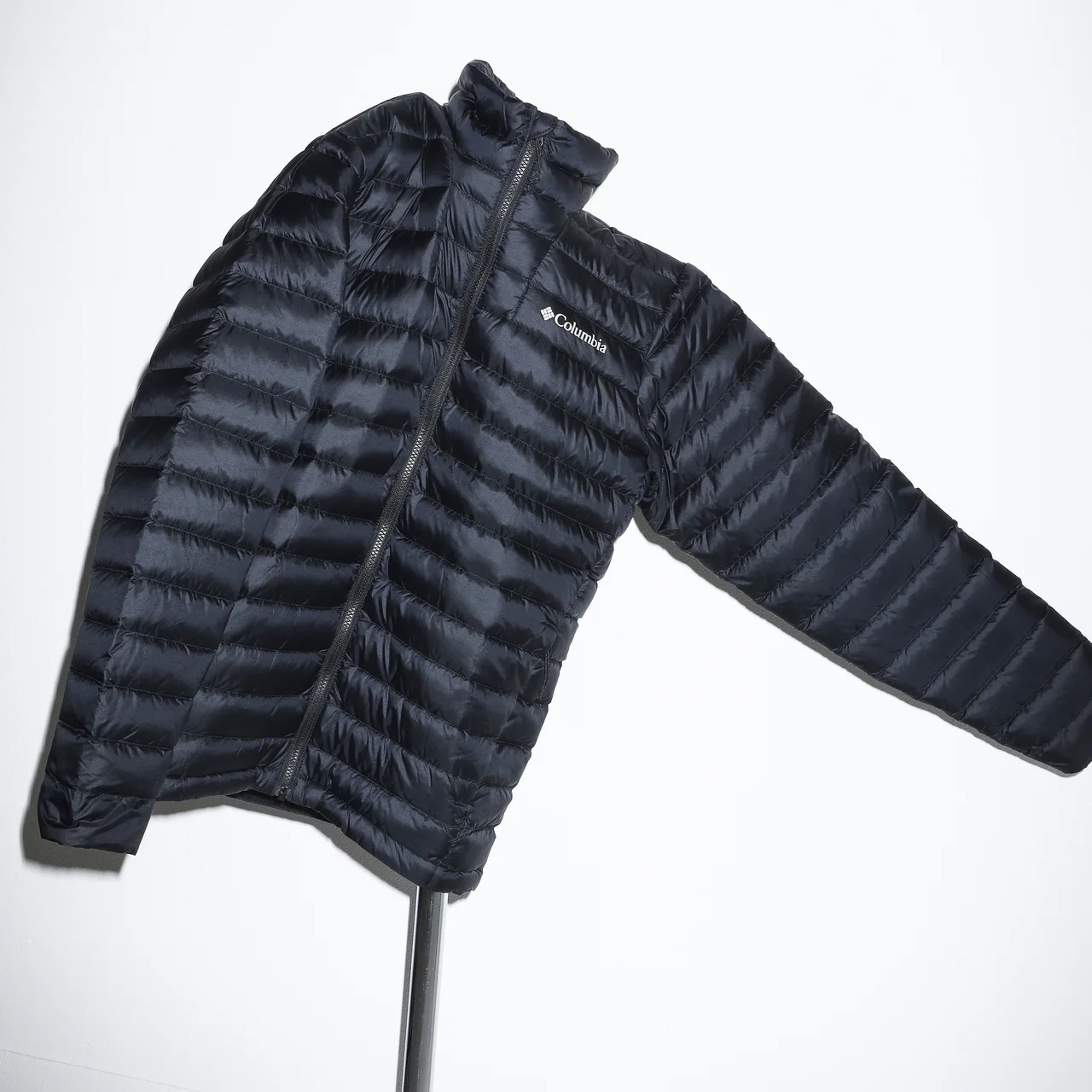 大人が買うべき「薄軽ダウン」11選。一枚の画像_5