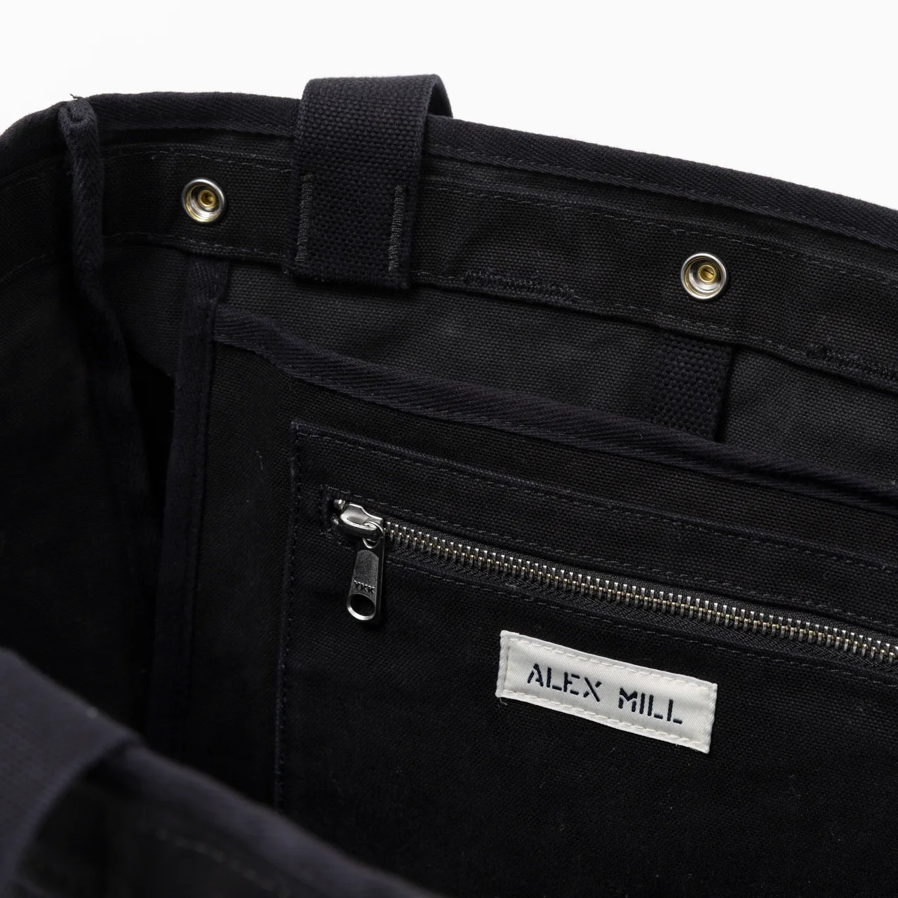 エディター私物 アレックス・ミルのトートバッグ