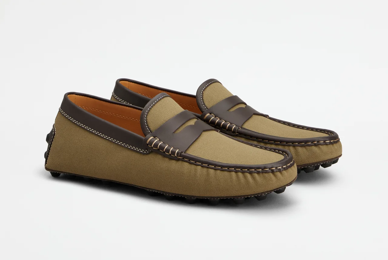 【トッズ】最新の2026年春夏コレクションから登場した「ゴンミーノ バブル モカシン」