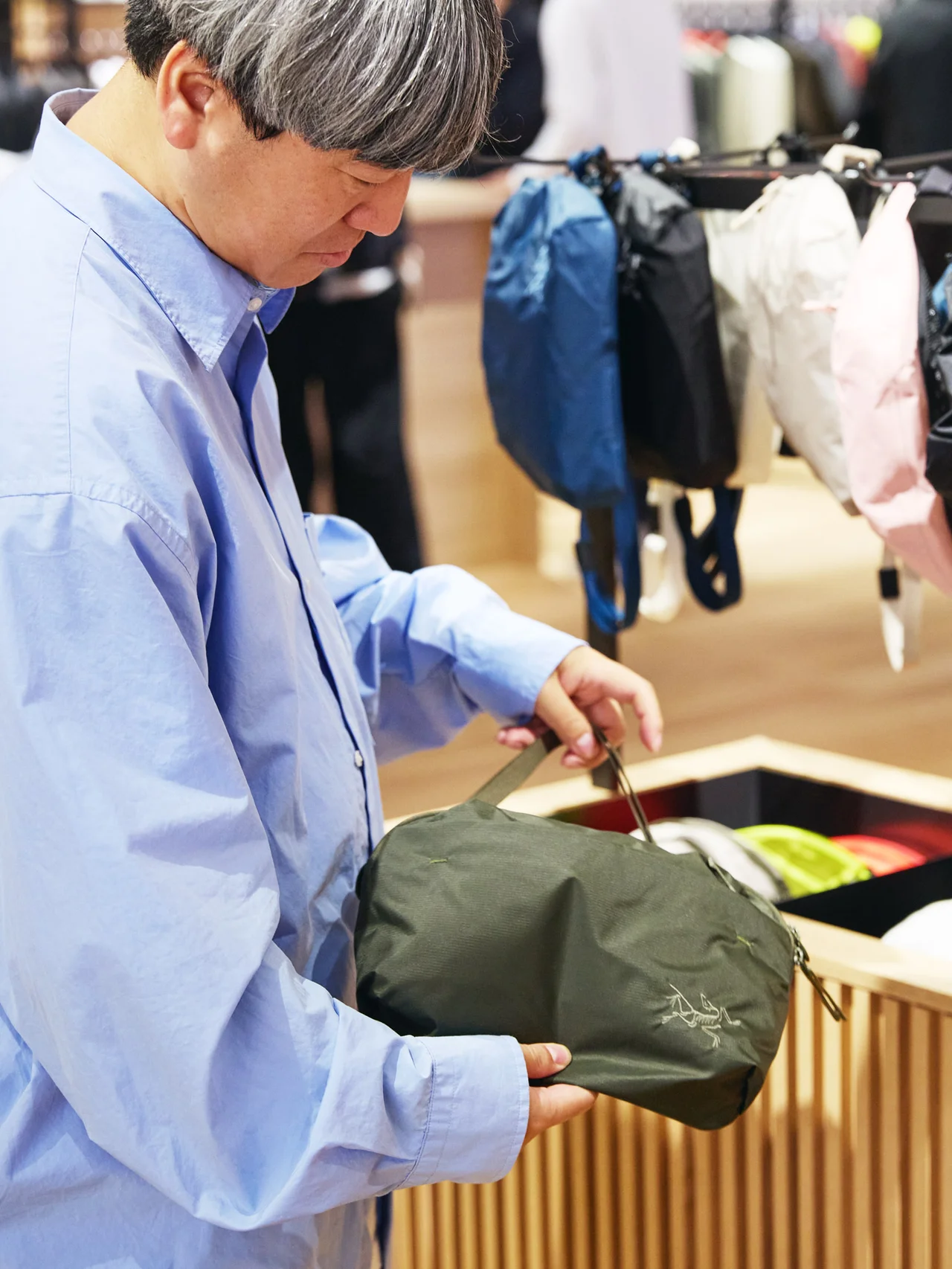 ヒリアド クロスボディ　￥8,470