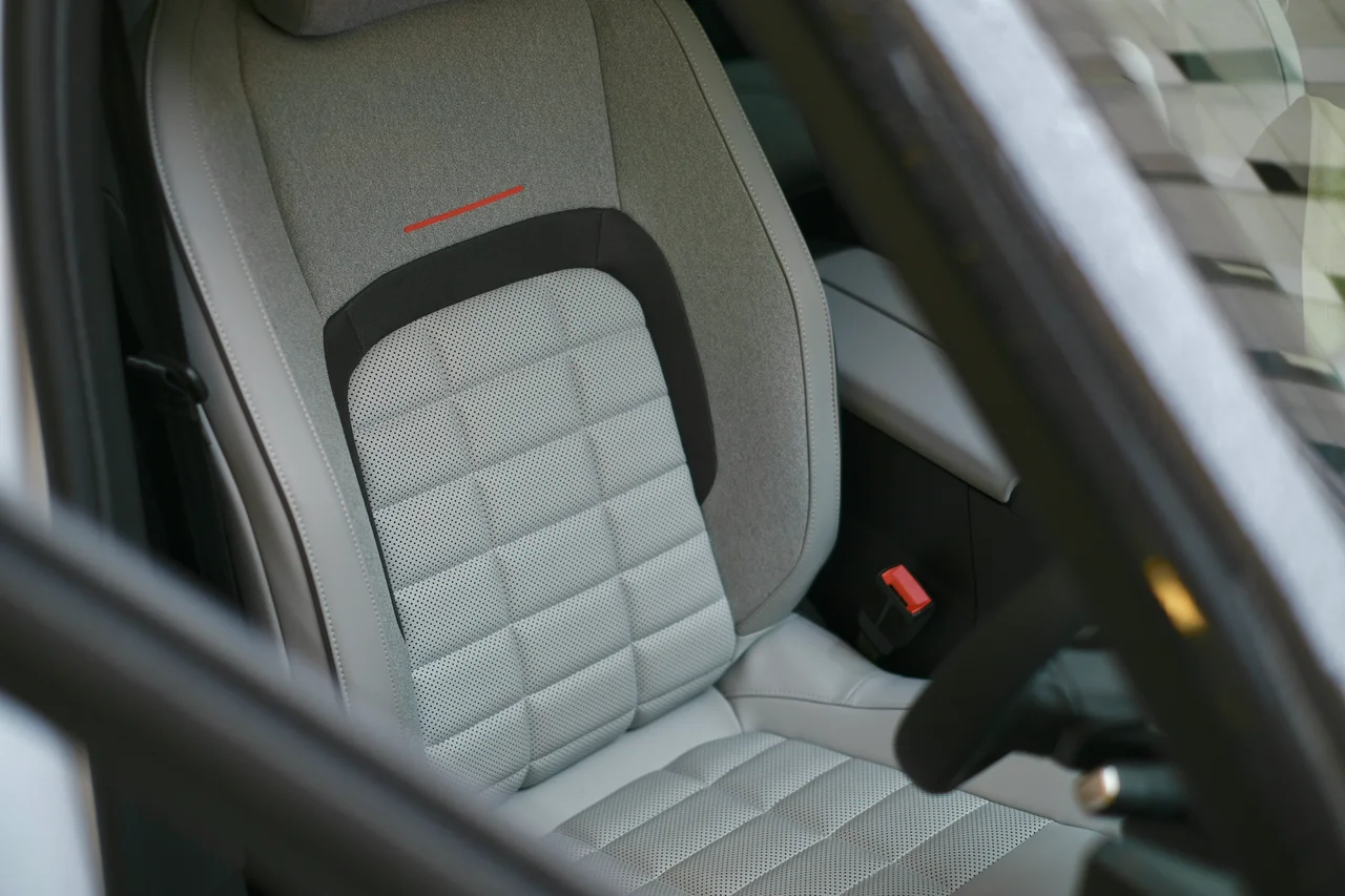 「C5 AIRCROSS」の前後席に採用される「アドバンスト・コンフォート・シート」