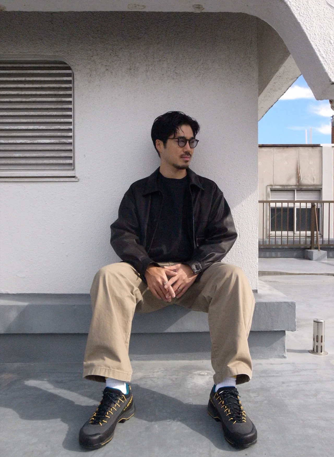 重いストレートを柔らかく見せるパーマ メンズヘア