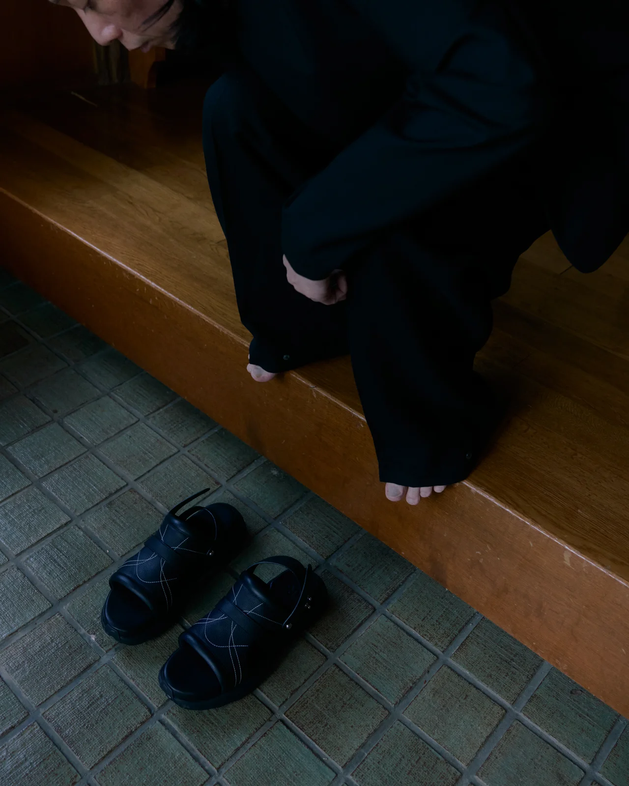 【大人の黒レザーサンダル】上質×ミニマルの画像_3