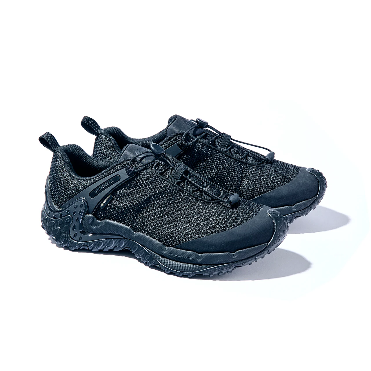 【メレル】40代男性におすすめのゴアテックススニーカー「カメレオン ストーム リダックス ジャパン ゴアテックス」