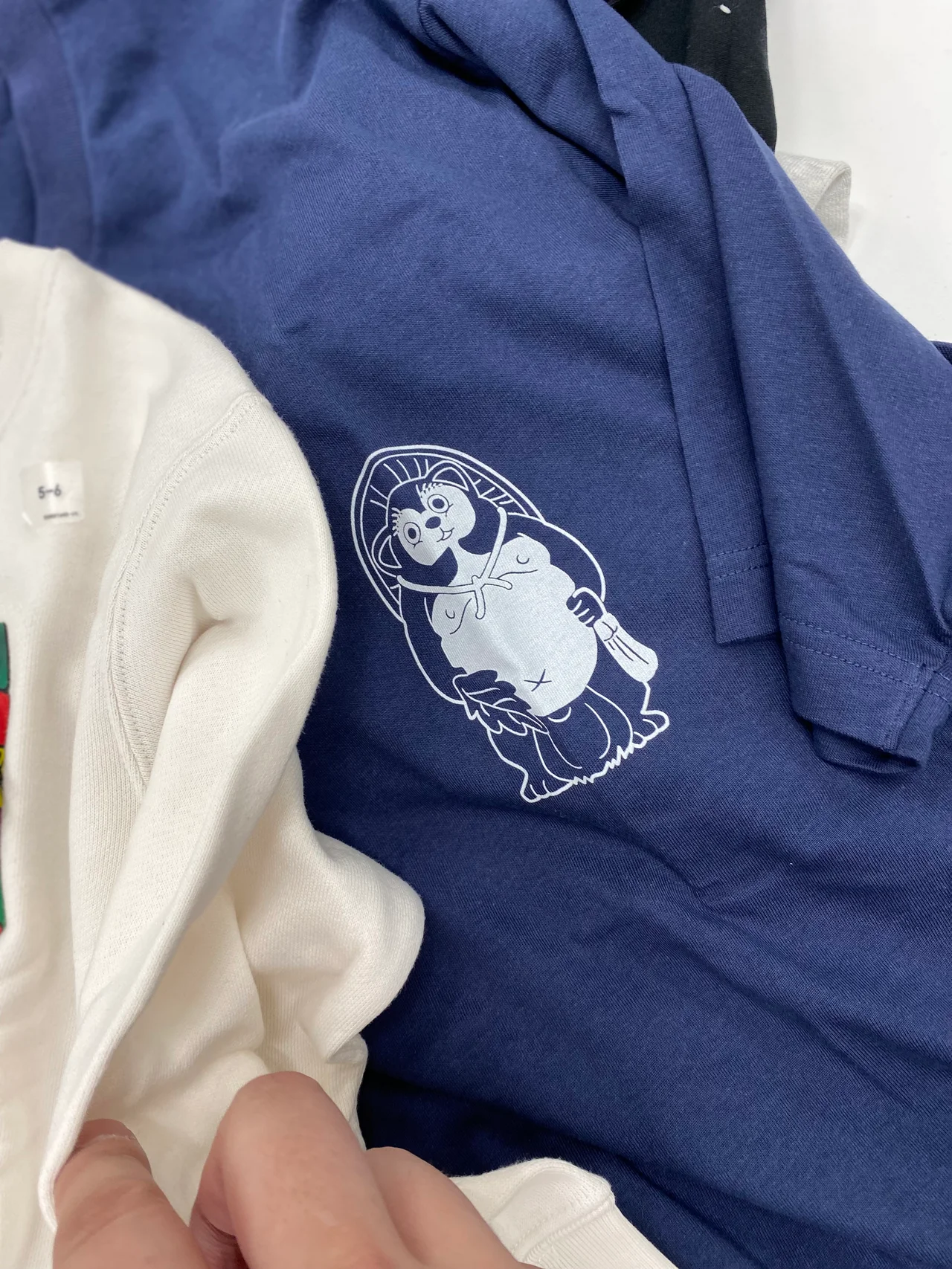 【大人のユニクロ】海外限定「UT × スの画像_8