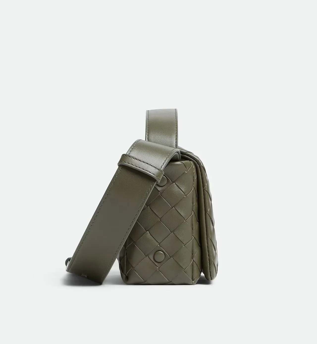 【ボッテガ・ヴェネタ】意外になかった「フの画像_8