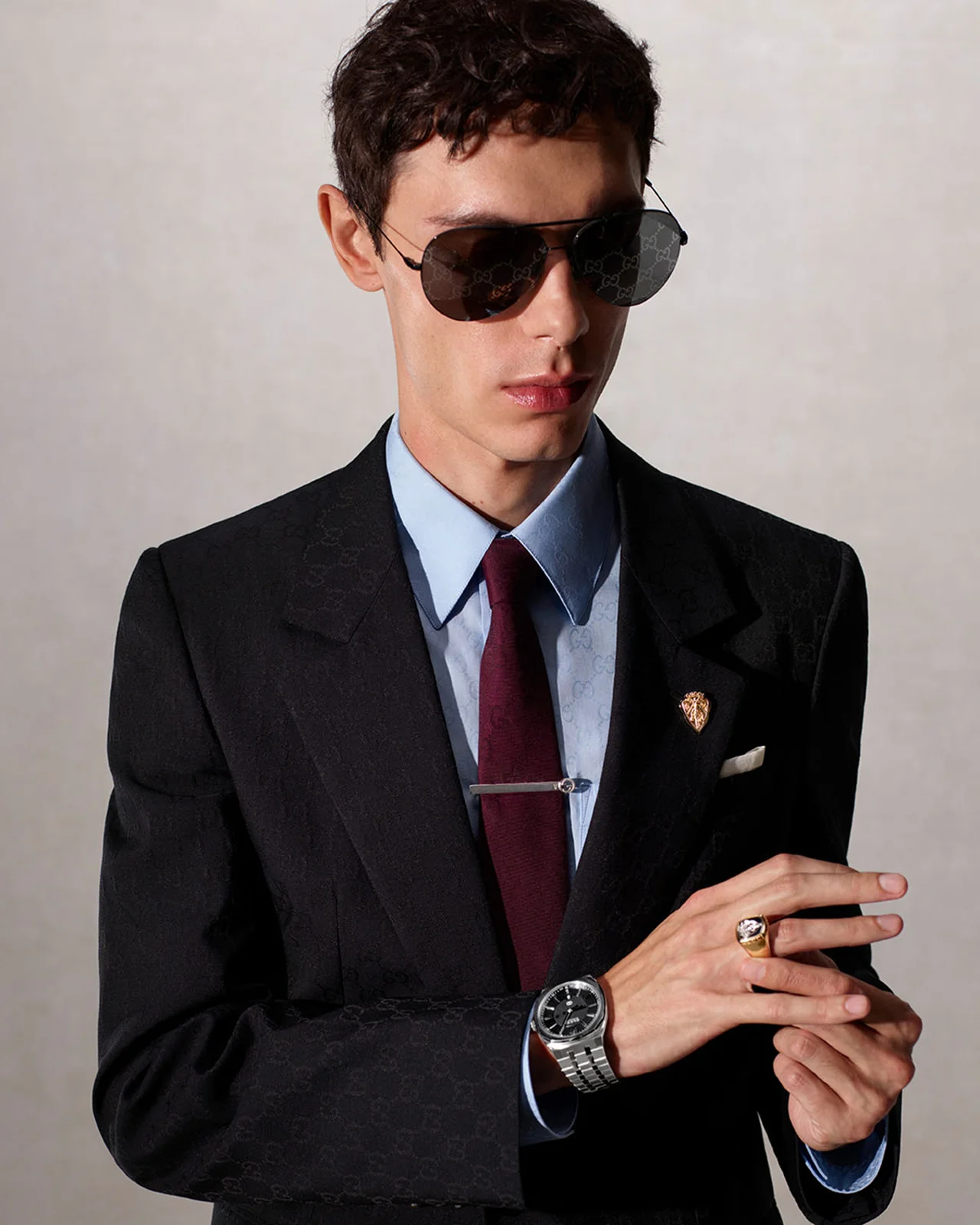 グッチ「ラ・ファミリア」ポートレート「Direttore」