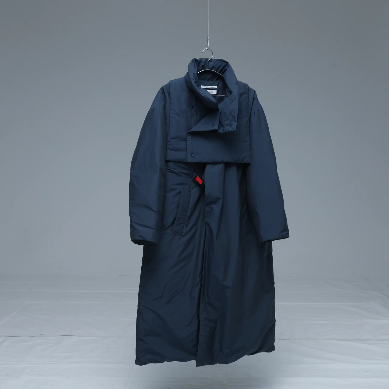 大人のダウンはロング丈。防寒性抜群でビジの画像_4