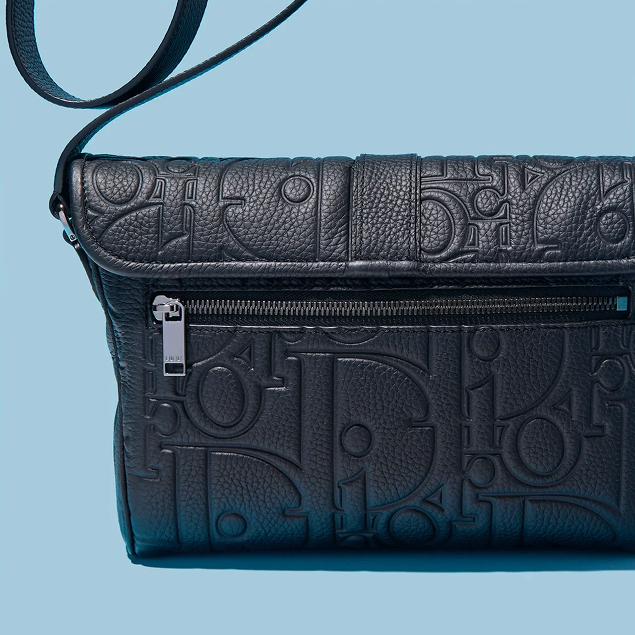 DIOR｜“DIOR DAILY” MESSENGER BAG