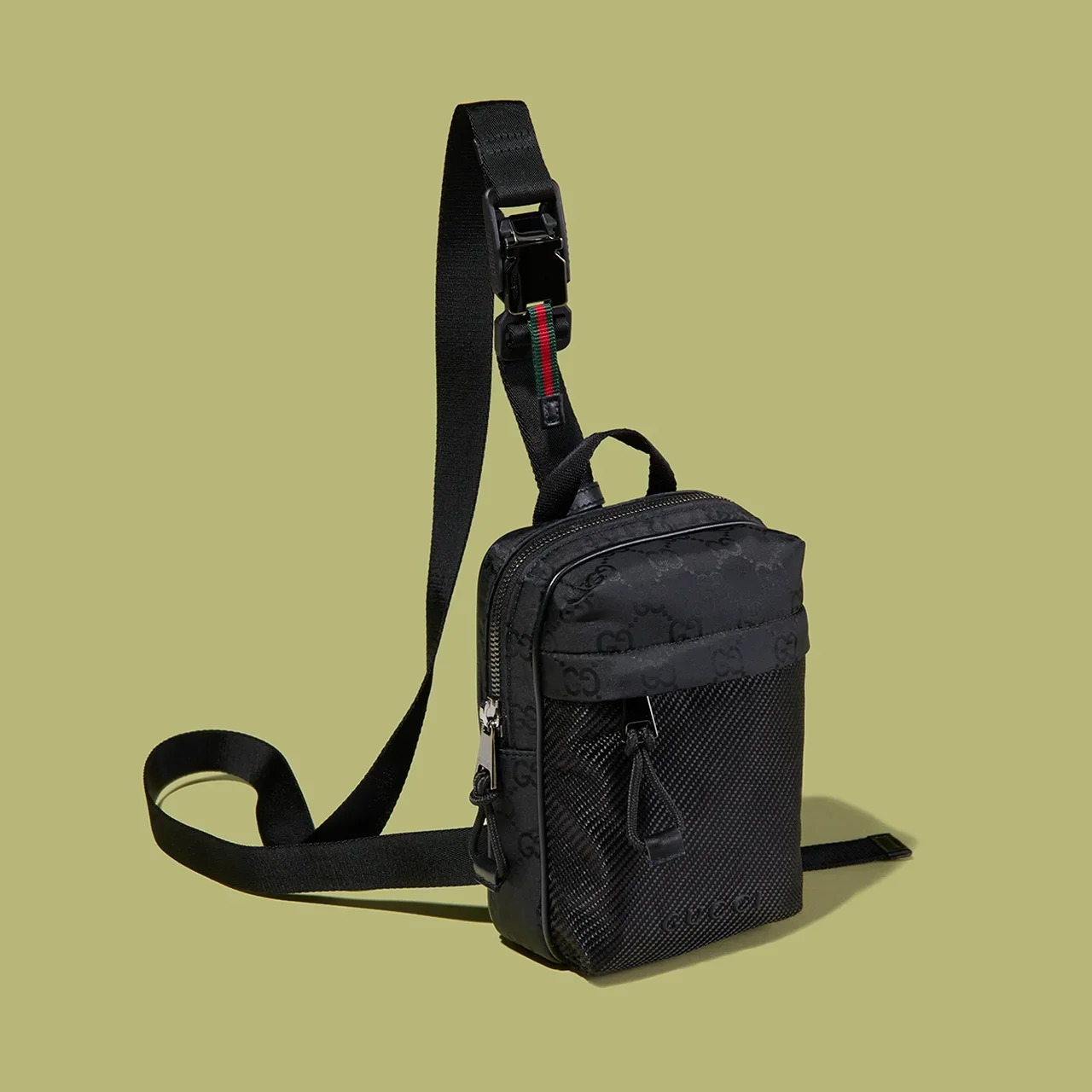 GUCCI 02:Crossbody bag