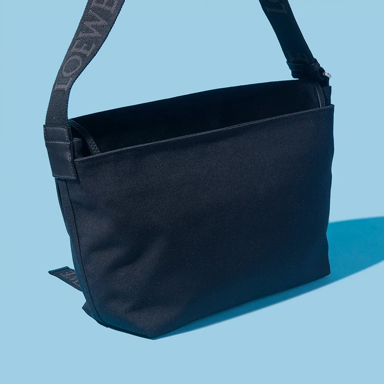 LOEWE｜FLEX MESSENGER