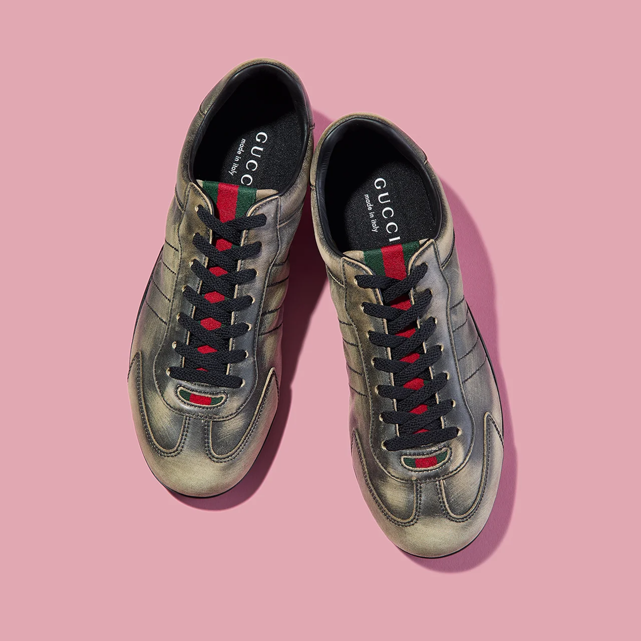 ヴィンテージ加工が新鮮な〔グッチ シフト〕スニーカー