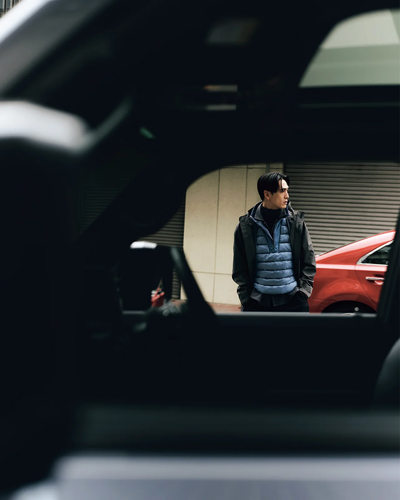 アヤックのプルオーバーダウンベスト