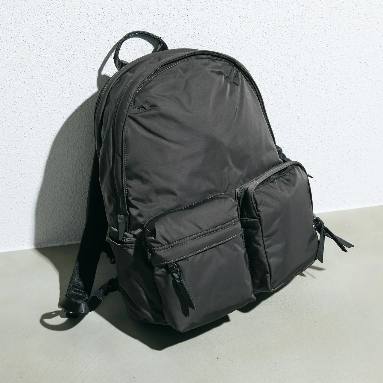 【大人がオンオフ使えるバッグ&ウェアが見の画像_13