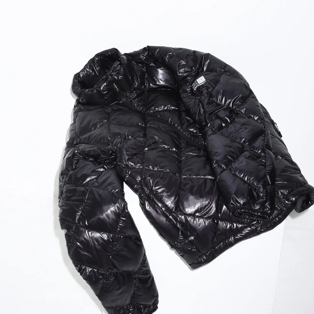 大人が買うべき「薄軽ダウン」11選。一枚の画像_3