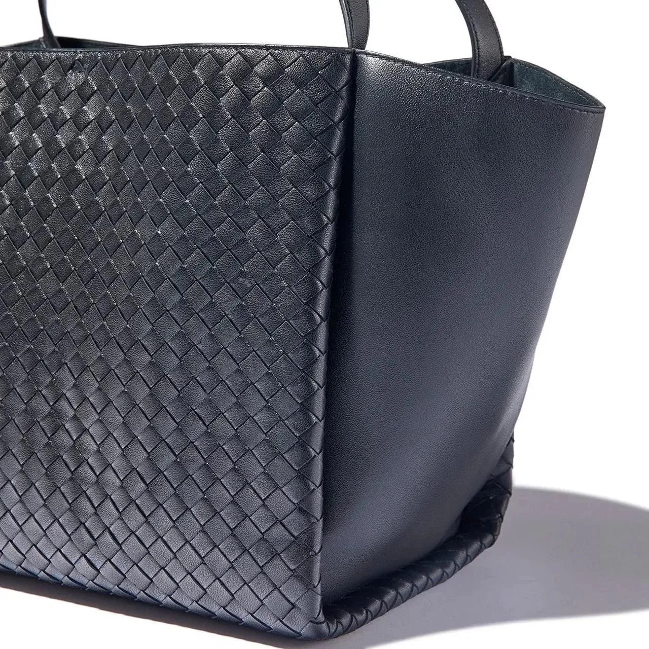 Bottega Veneta｜CORSO