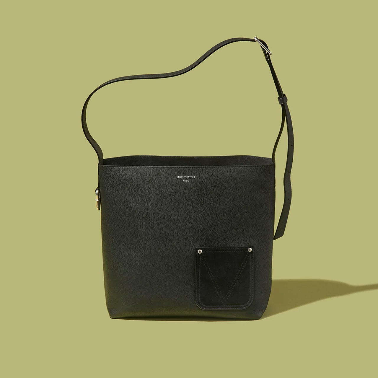 リバーシブル仕様のバッグ｢ヴェルソ･トート｣