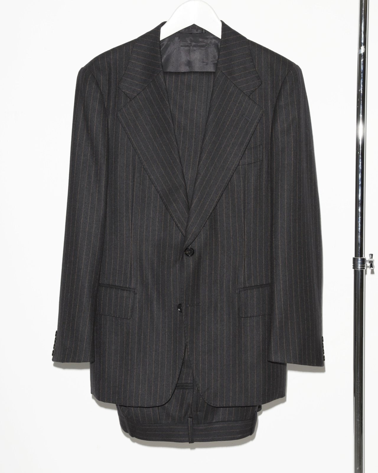 Camoshitaのストライプスーツ