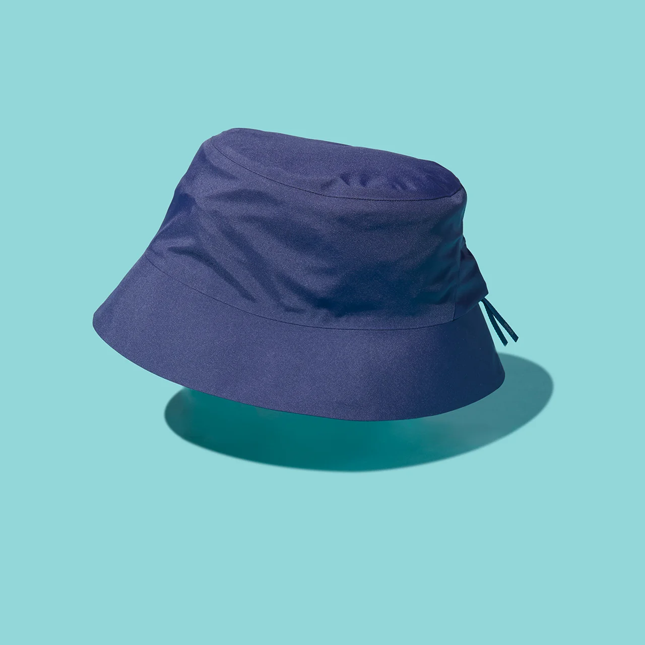 GORE-TEX素材のバケットハットに新色でブルー系のPassport(パスポート)