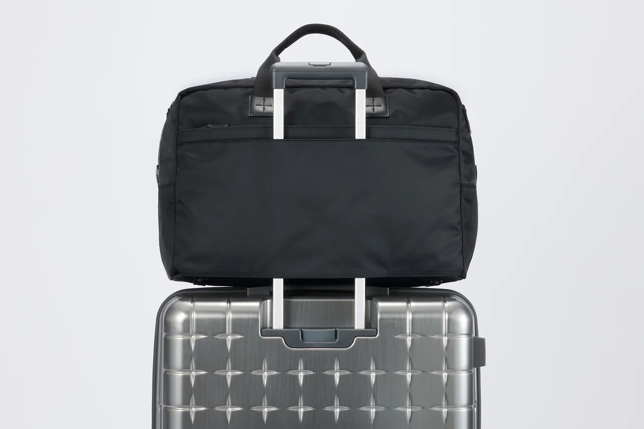 【大人の格上げ旅バッグ】軽さと高級感を両の画像_7