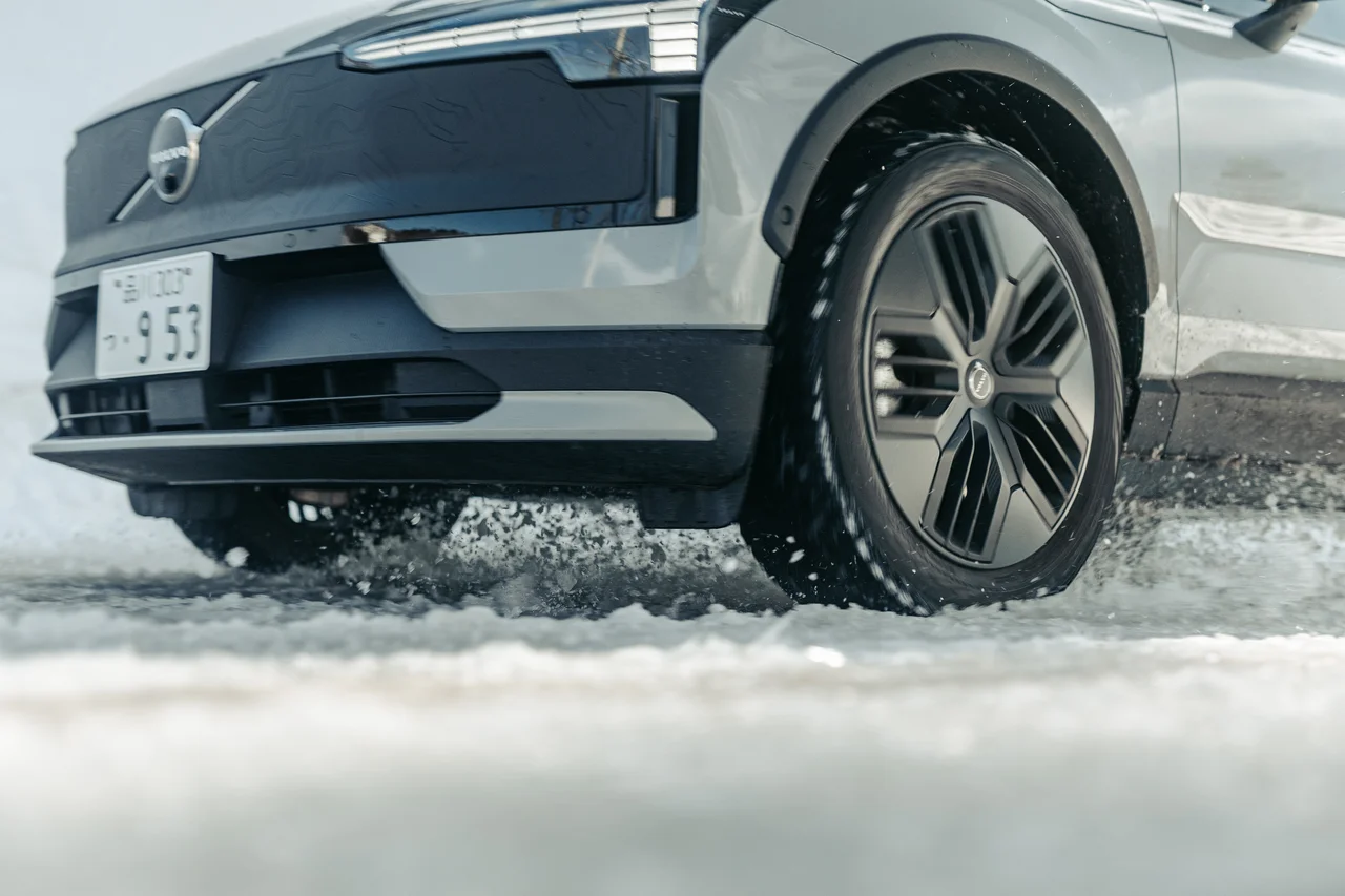 最低地上高は195mm