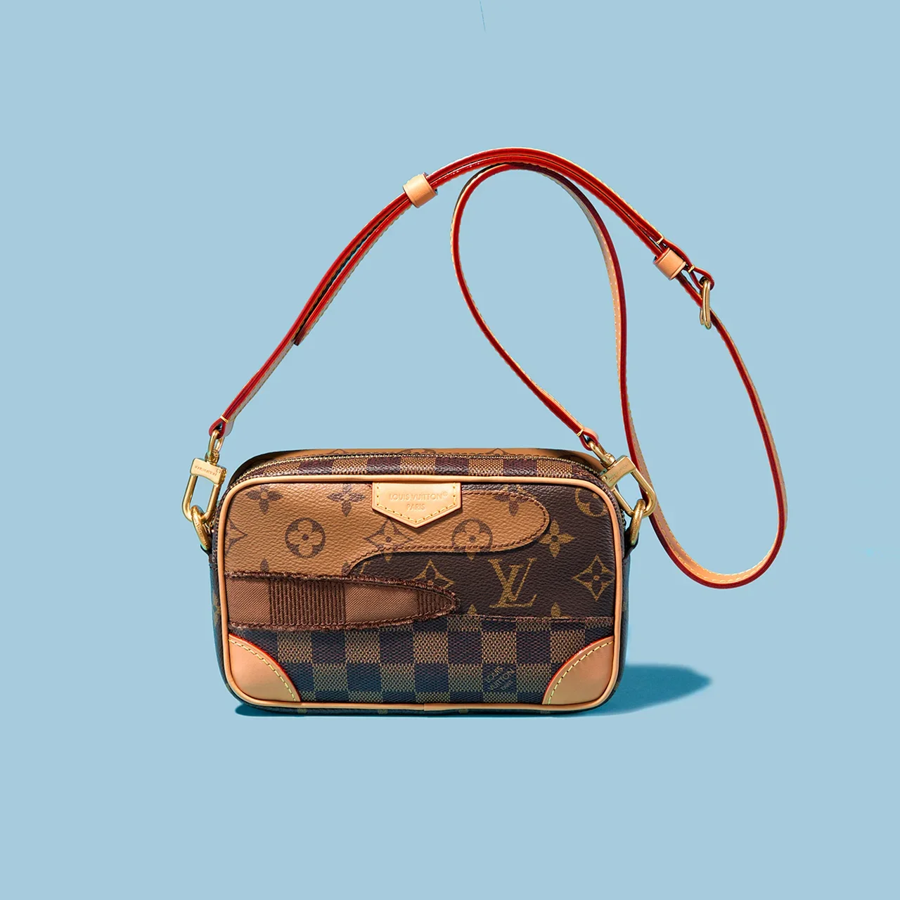 LOUIS VUITTON｜TROCADERO WEARABLE WALLET