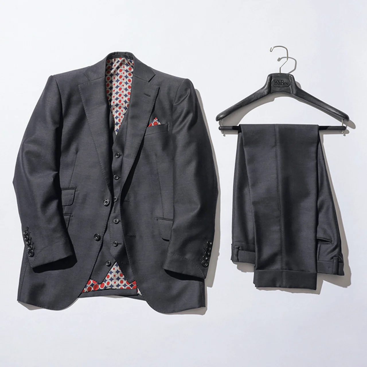 RYOJI OKADAのオーダースーツ