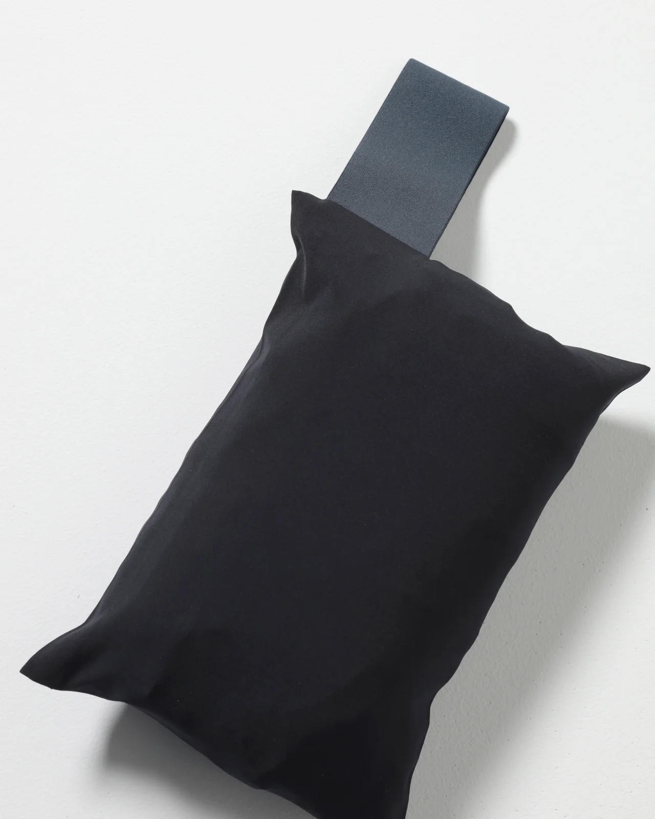 HERNOのトラベルエディット 2way ジャケット ケース