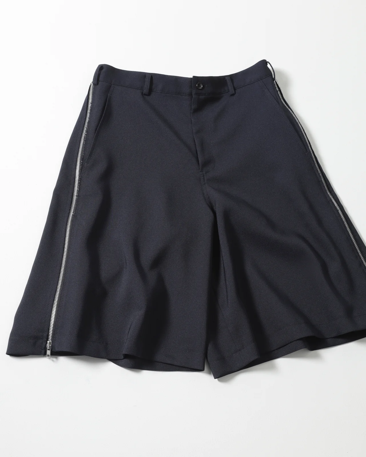 COMME des GARÇONS SHIRTのショートパンツ