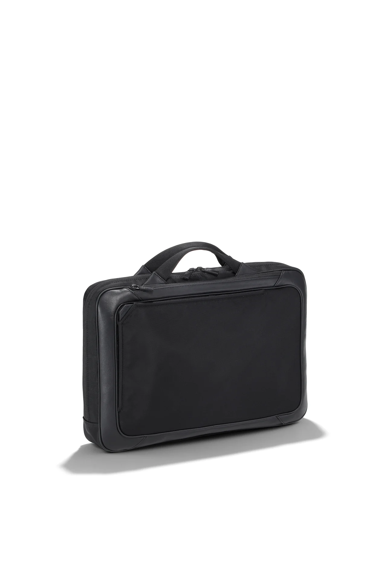 【差がつく大人のビジネスバッグ】全部黒！の画像_2
