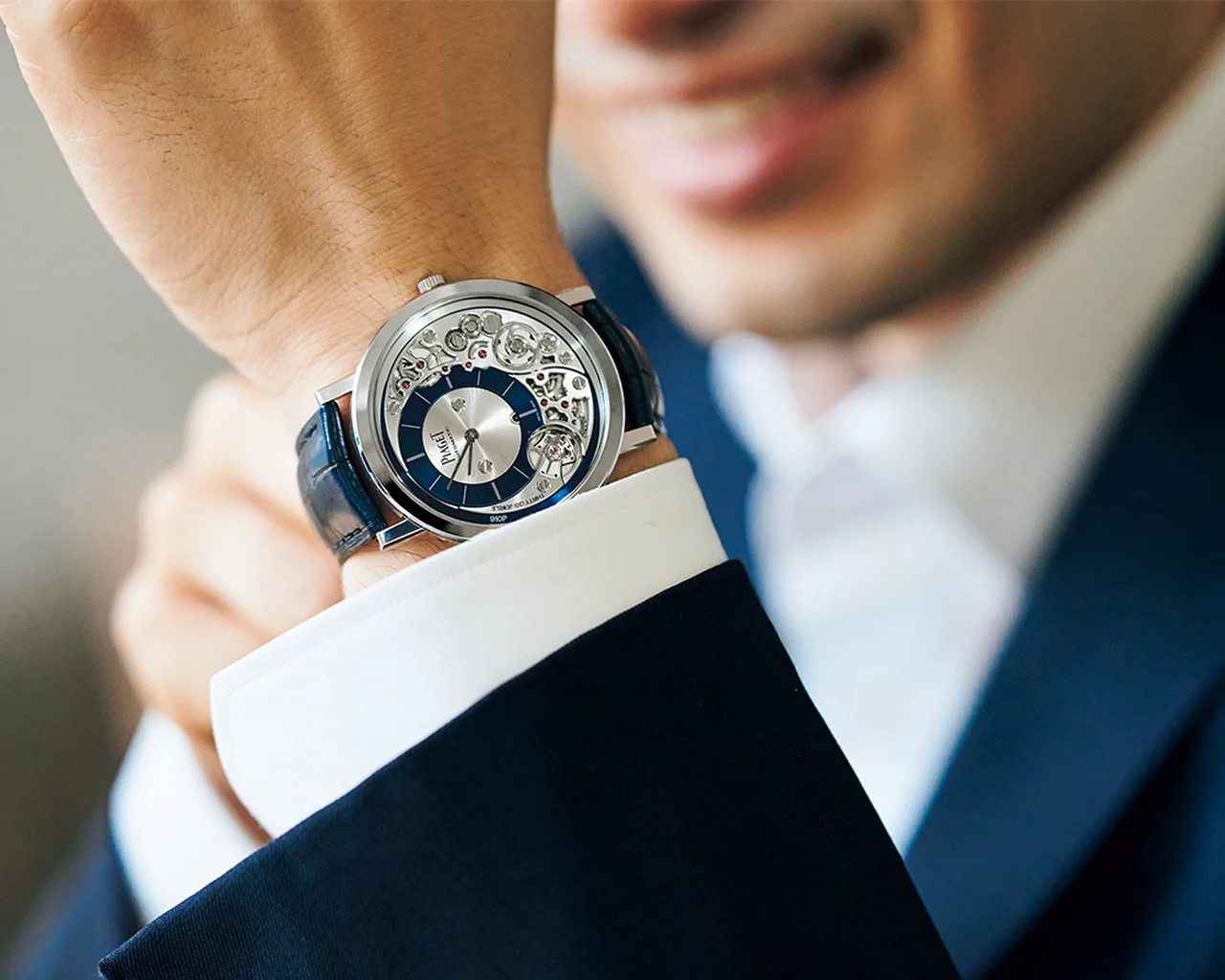 アルティプラノ アルティメート オートマティック 910P 着用